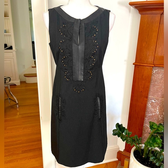 Nanette Lepore - Picture 1 of 12